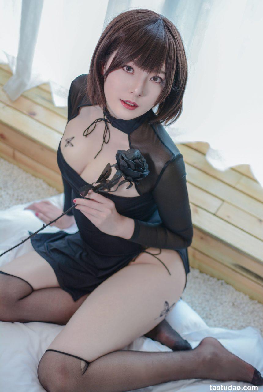 Natsuko夏夏子 – 开胸旗袍[18P-77.9M]