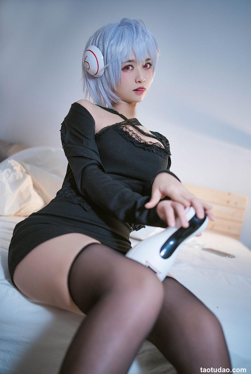 鳗鱼霏儿_Easylive_[29P-130MB]