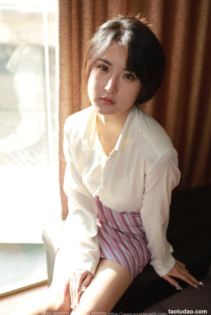 [IESS异思趣向] 2024.12.31 丝享家 1938 小宝《阳光四》[89P82MB]