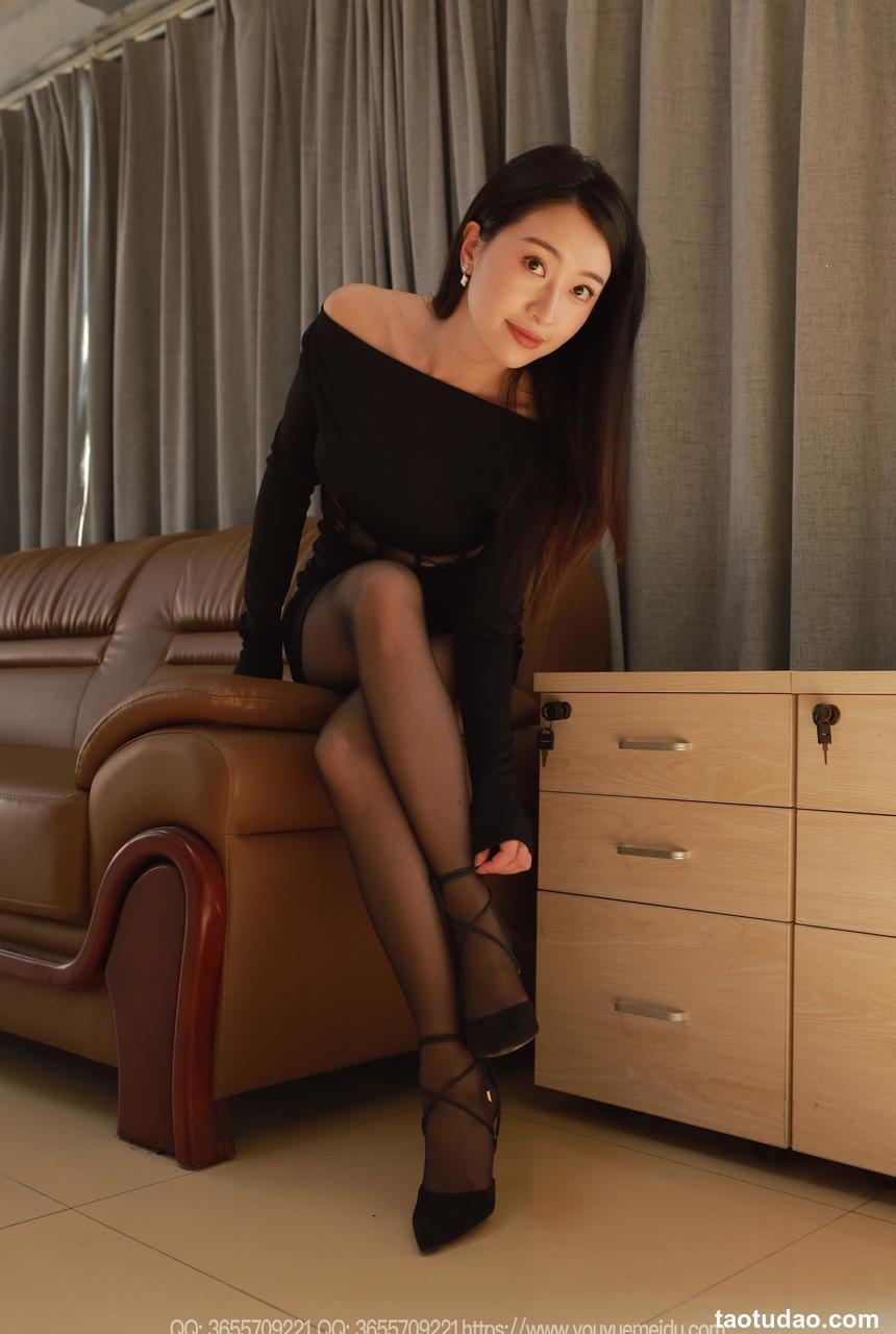 [IESS异思趣向] 2025.04.27 丝享家 2038 小婕《迷人黑玫瑰》[88P-74.5M]