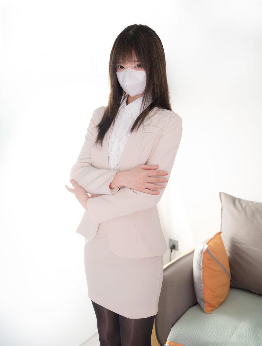 紧急企划 - 花旦见希w OL+瑜伽裤   [78P+1V-4.66G]