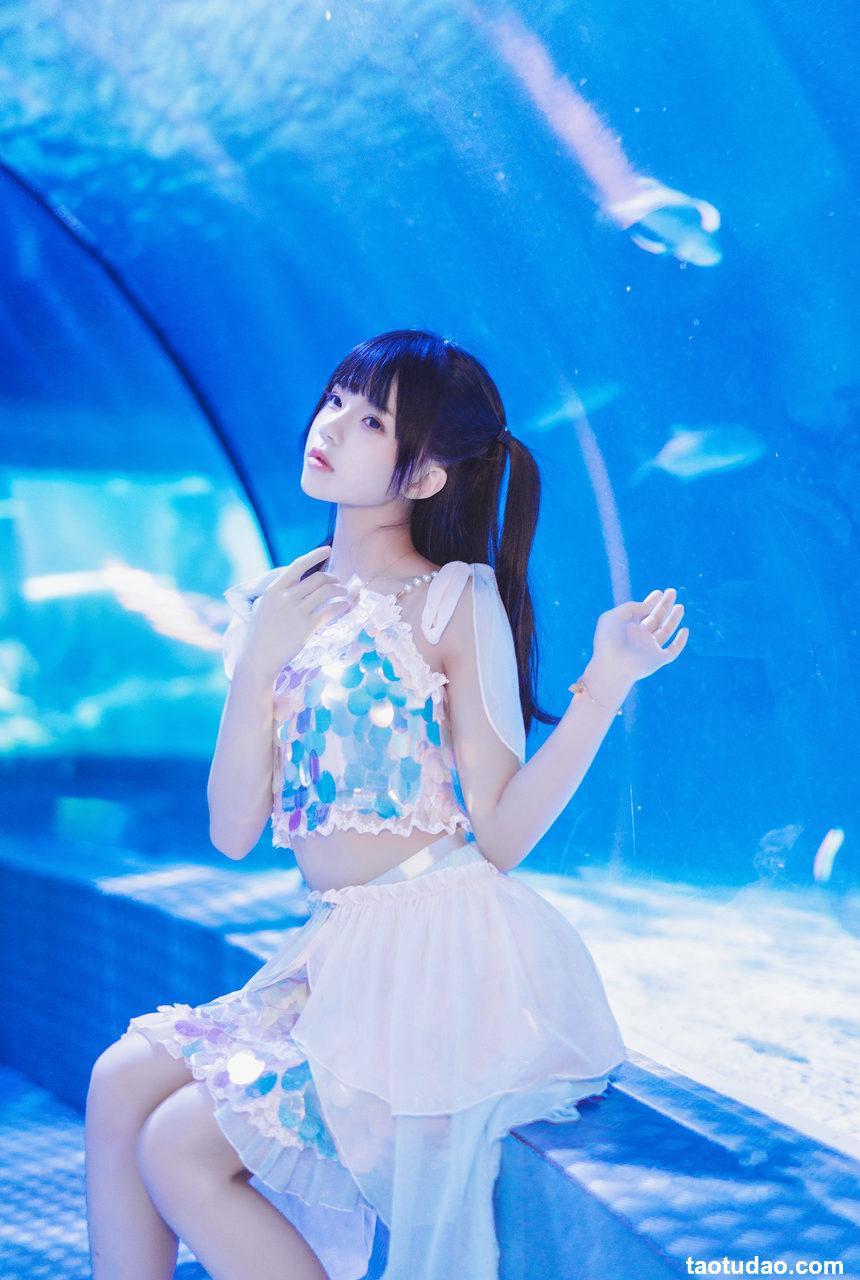 桜桃喵-水族馆[15P-226MB]