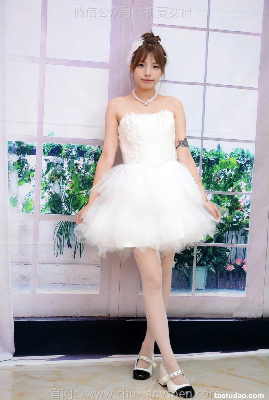 初夏女神 NO.262 番茄 隐形翅膀[100P+1V／4.04GB]