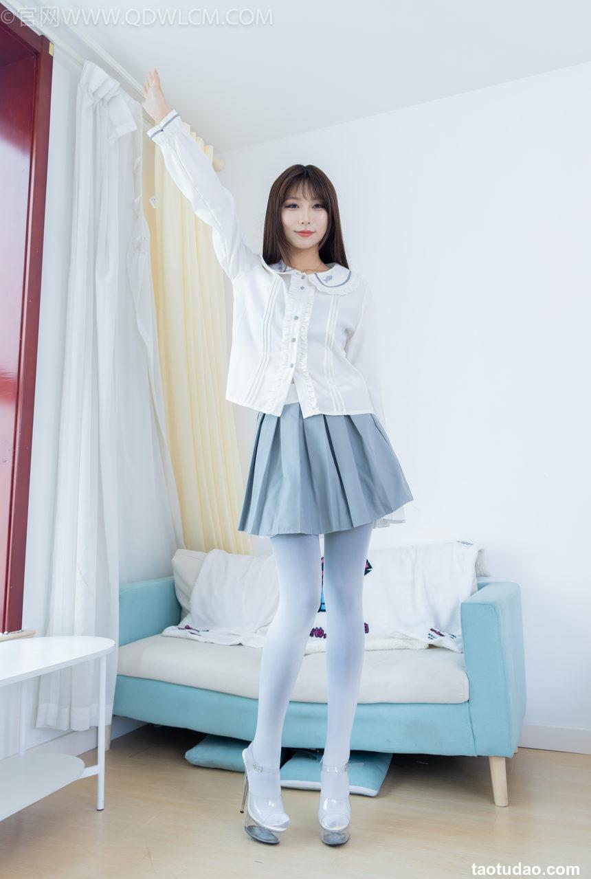 物恋传媒 No.2278 泡泡-高跟凉鞋、厚灰丝、厚黑丝、厚白丝 [161P1V-5.43GB]