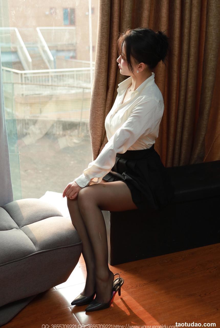 [IESS异思趣向] 2025.04.28 丝享家 2039 秋秋《秘书白小姐》[88P-88.1M]