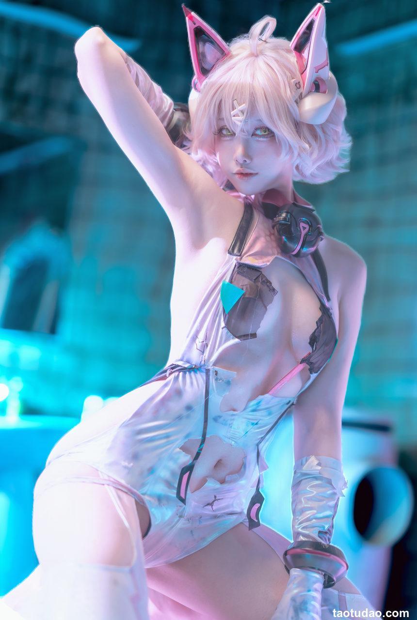 安食AJIKI  交错战线——绯猁 [31P 357.7M]