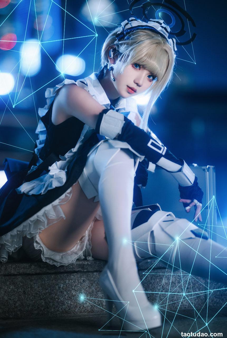 花柒Hana - 蔚蓝档案 飞鸟马时 [15P-300MB]