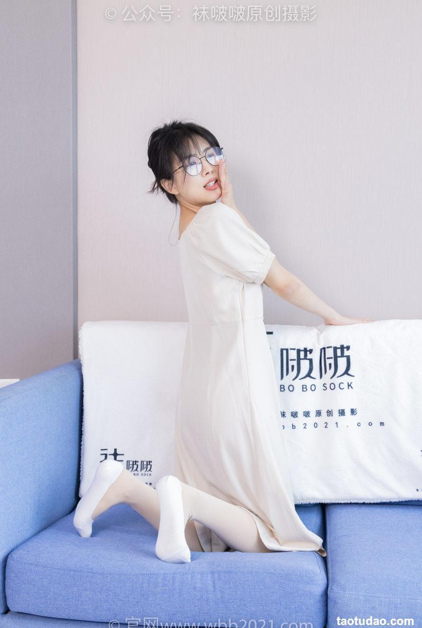 [BoBoSocks袜啵啵]NO.483 奶油-板鞋、白船袜厚肉丝叠穿、厚肉丝、瑜伽动作、船袜和丝袜分别踩葡萄剧情[170P+1V／7.13GB]