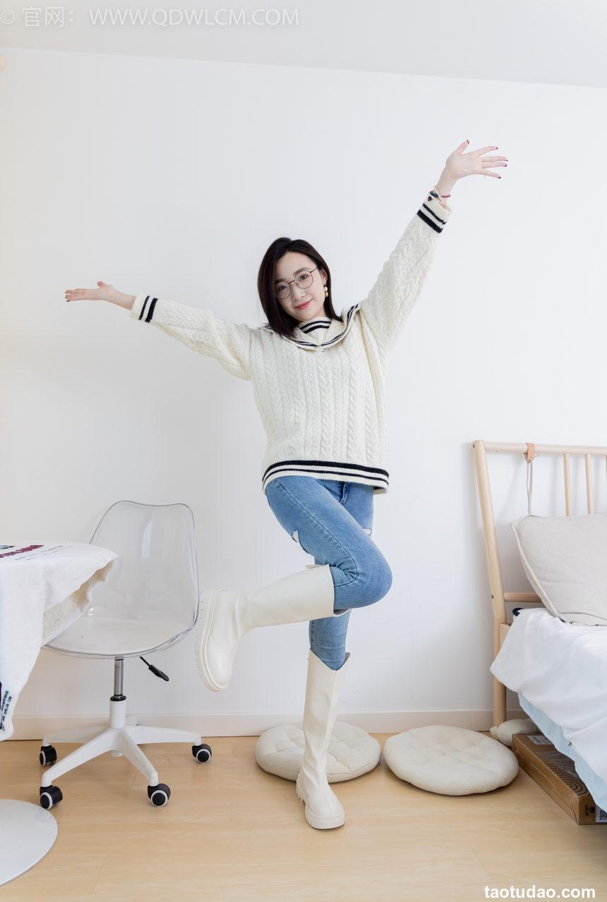 物恋传媒 NO.2302 恬恬-长靴、厚白丝、裤里丝、瑜伽动作老头乐挠脚剧情[155P-1V-3.85G]