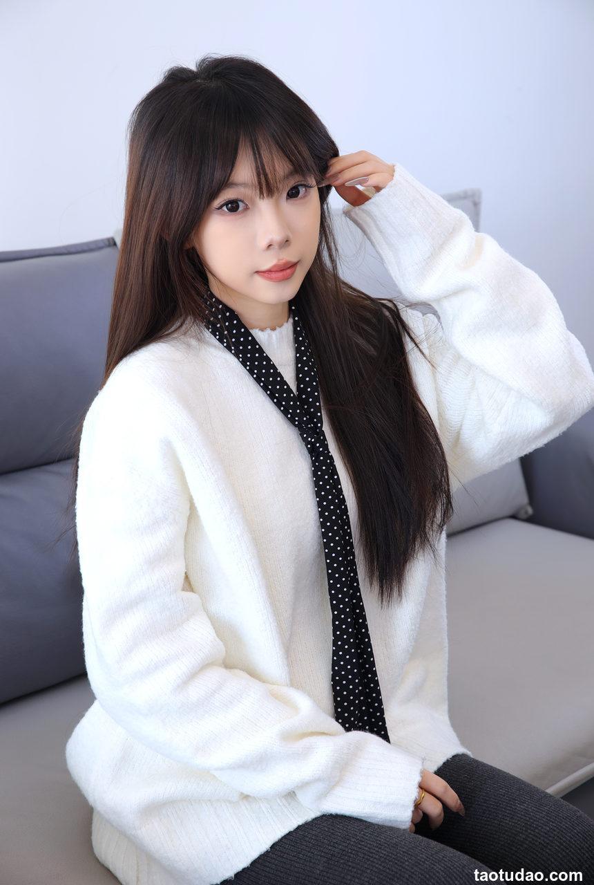 绮梦摄影：第145期 章章 （完整珍藏版）【图包+视频】[520P+2V-15.7G]