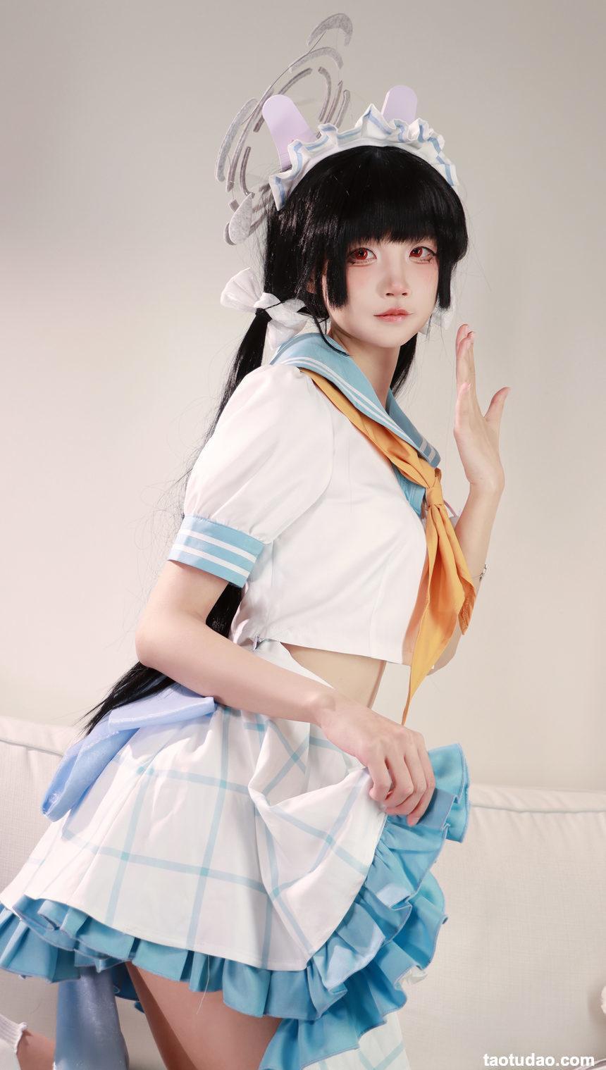 五更百鬼 –  JK女仆 [15P-290MB]