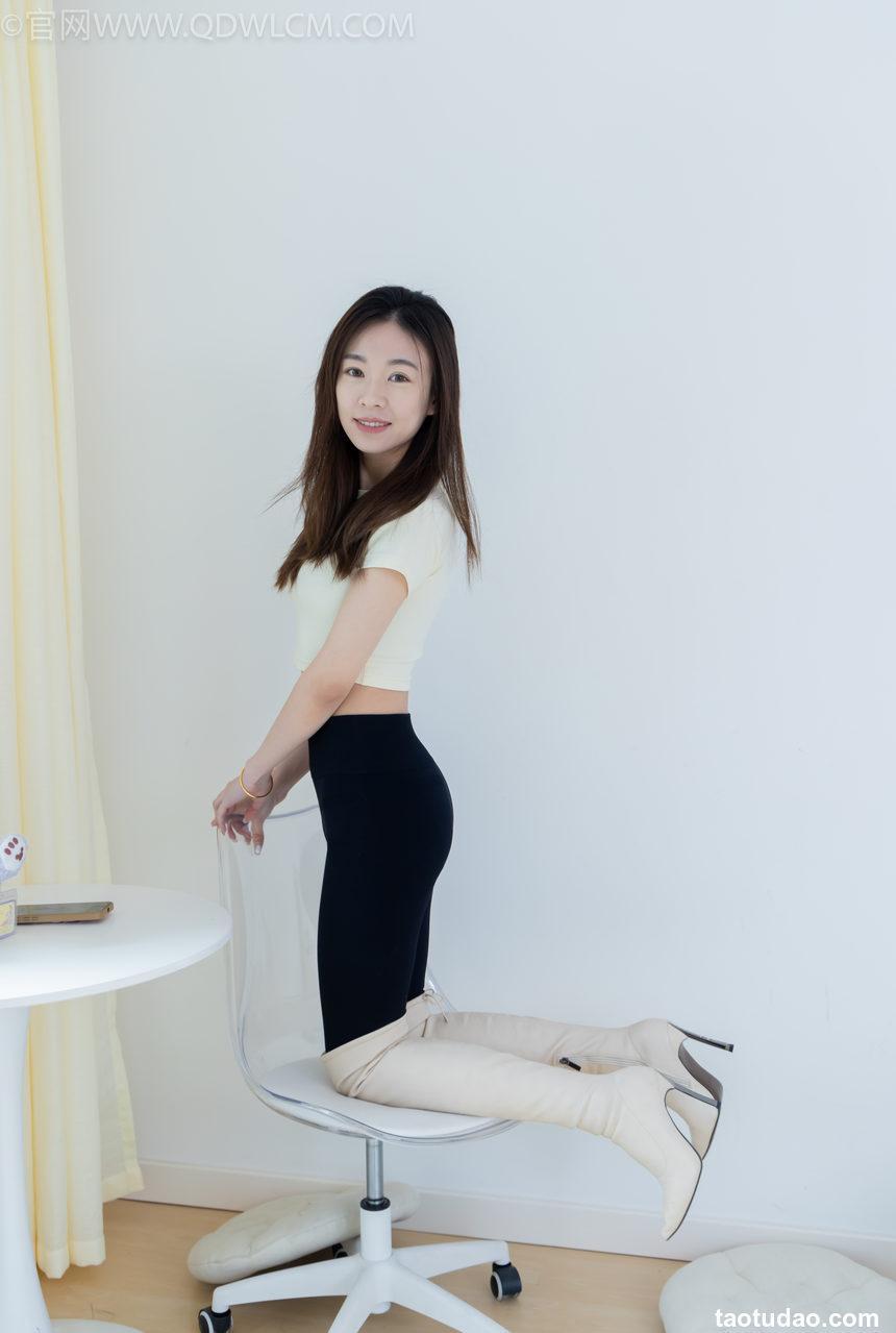 物恋传媒 No.2339 婷婷-长靴、白棉袜、裸足 [175P1V-4.28GB]