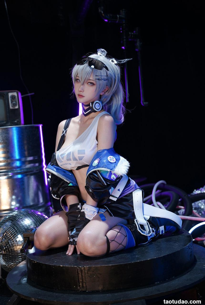 Seya-狮砸 –  崩坏：星穹铁道 银狼 [9P-112MB]