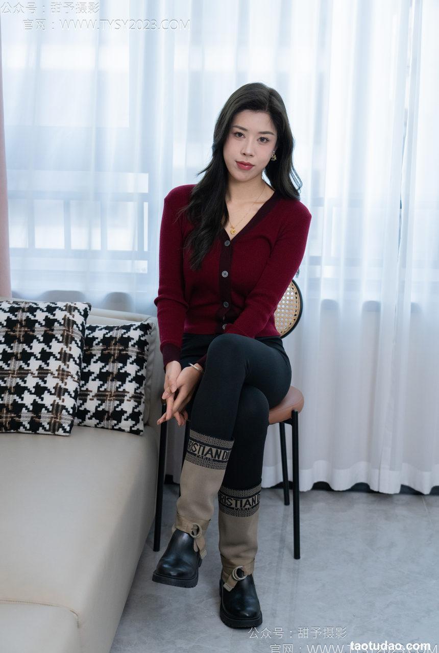 甜予摄影 NO.155 咖啡豆-靴子、脏袜子、裸足[132P+2V／10.0GB]