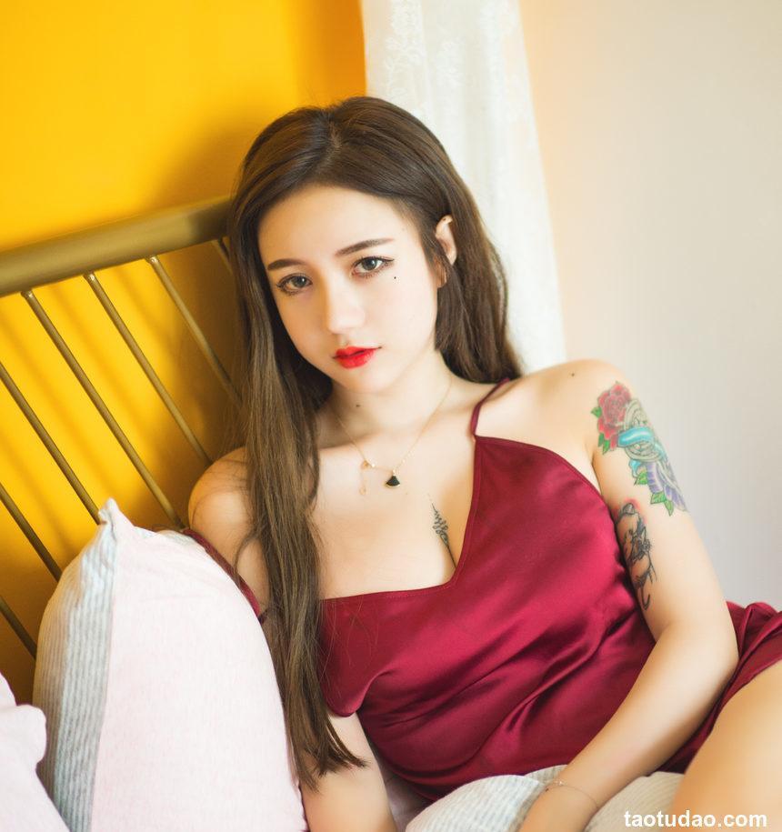 洛丽塔大哥 NO.005 吊带睡衣 [14P-40MB]