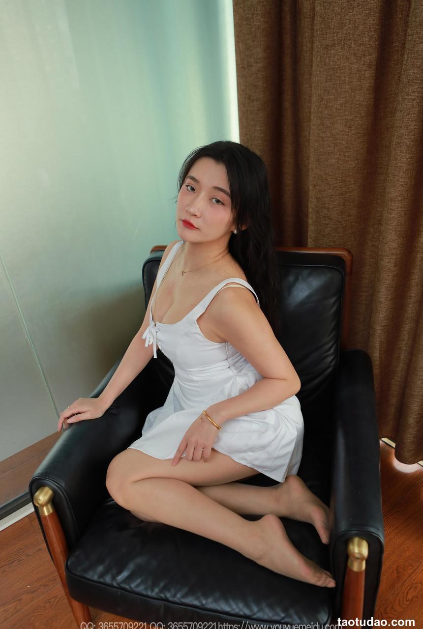 [IESS异思趣向] 2025.03.21 丝享家 2007 秋秋《低胸白色裙（下）》[82P-78.1M]