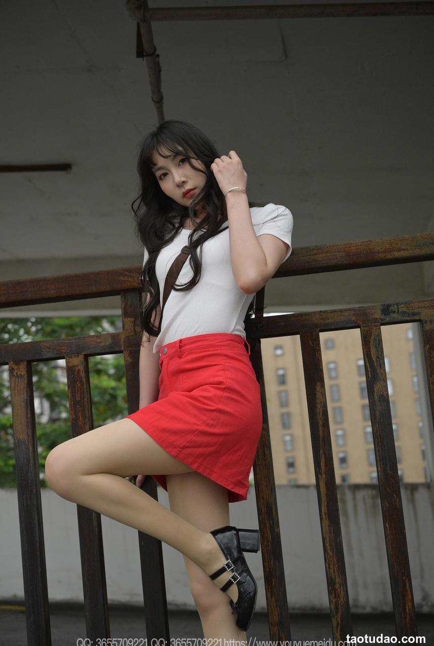 [IESS异思趣向] 2025.05.19 丝享家 2057 团团《红裙子（下）》[83P-140.6M]