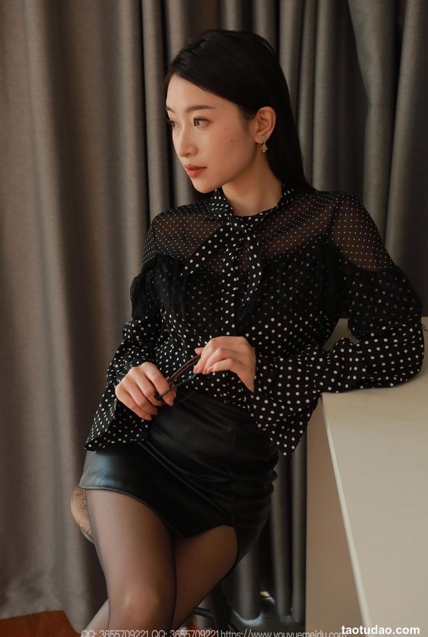 [IESS异思趣向] 2025.03.31 丝享家 2015 小婕《半透波点衫（上）》[87P-80MB]