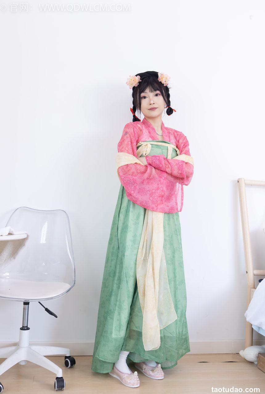 物恋传媒 NO.2297 嘟嘟-布鞋、白棉袜、古装、半脱袜子剧情[210P-1V-5.02G]