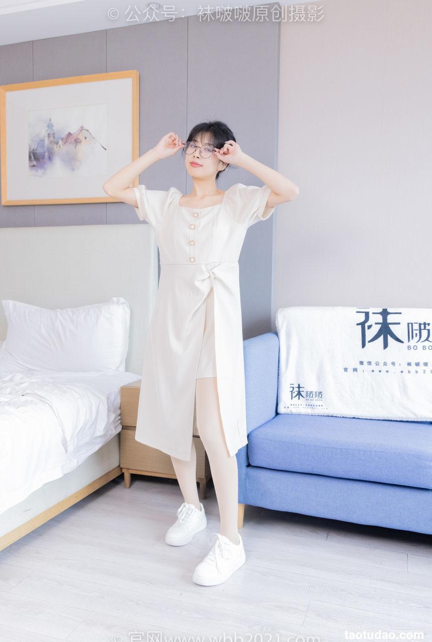 [BoBoSocks袜啵啵]NO.483 奶油-板鞋、白船袜厚肉丝叠穿、厚肉丝、瑜伽动作、船袜和丝袜分别踩葡萄剧情[170P+1V／7.13GB]