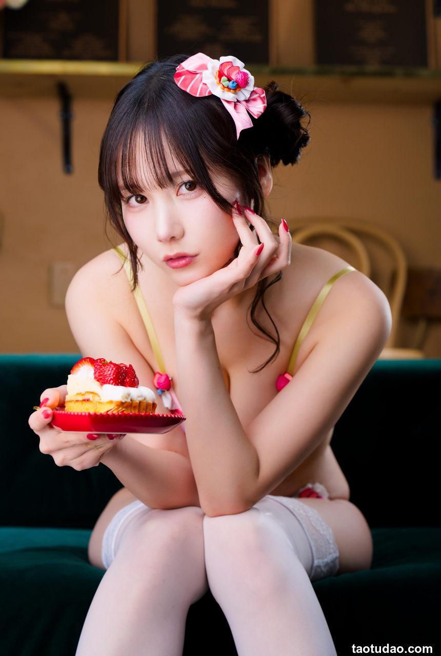 KenKen けん研 –  eat me! 誕生日記念DL写真集 [101P-1.15GB]