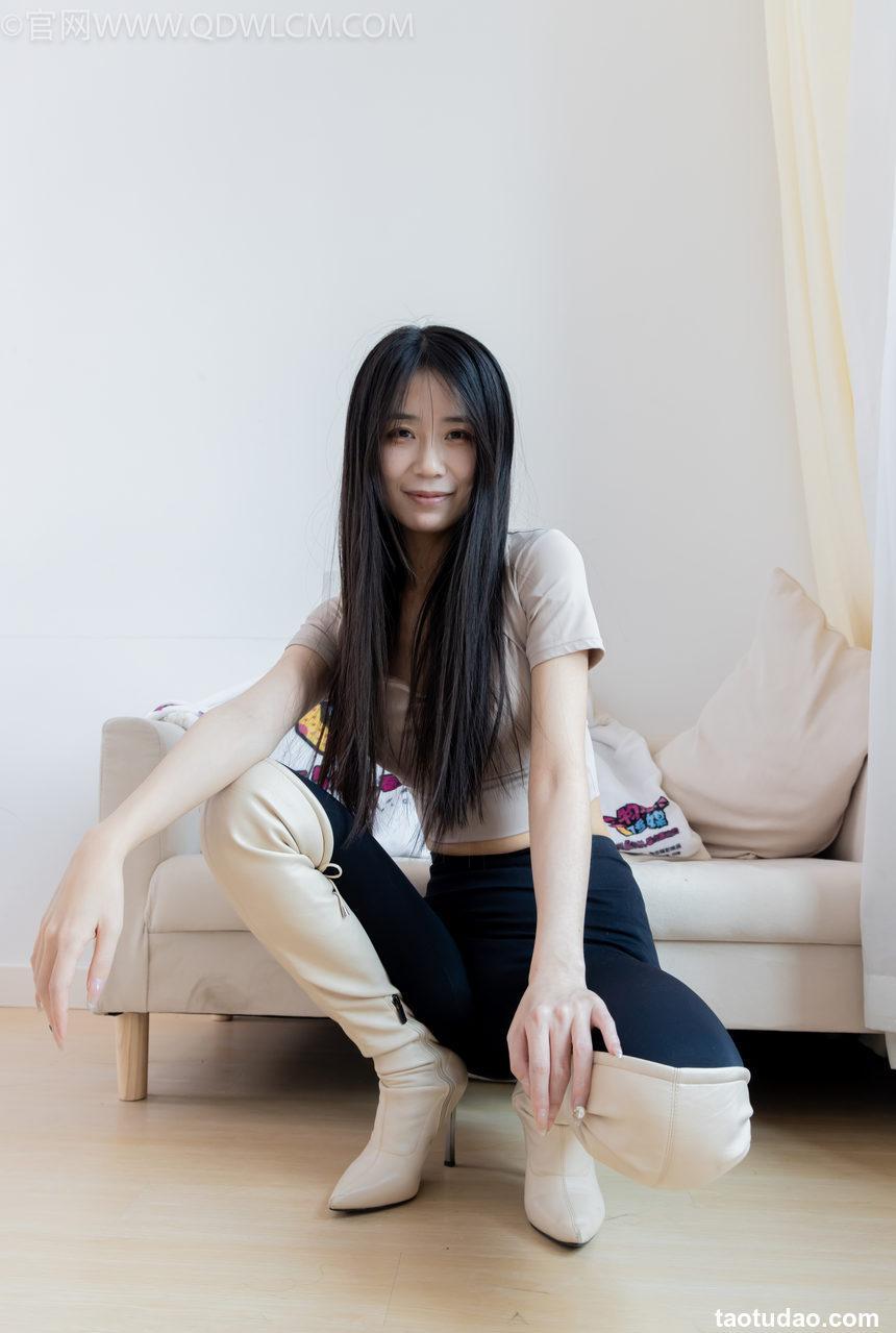 物恋传媒 NO.2305 菜菜-高跟长靴、短白棉袜、裸足[172P-1V-4.45G]