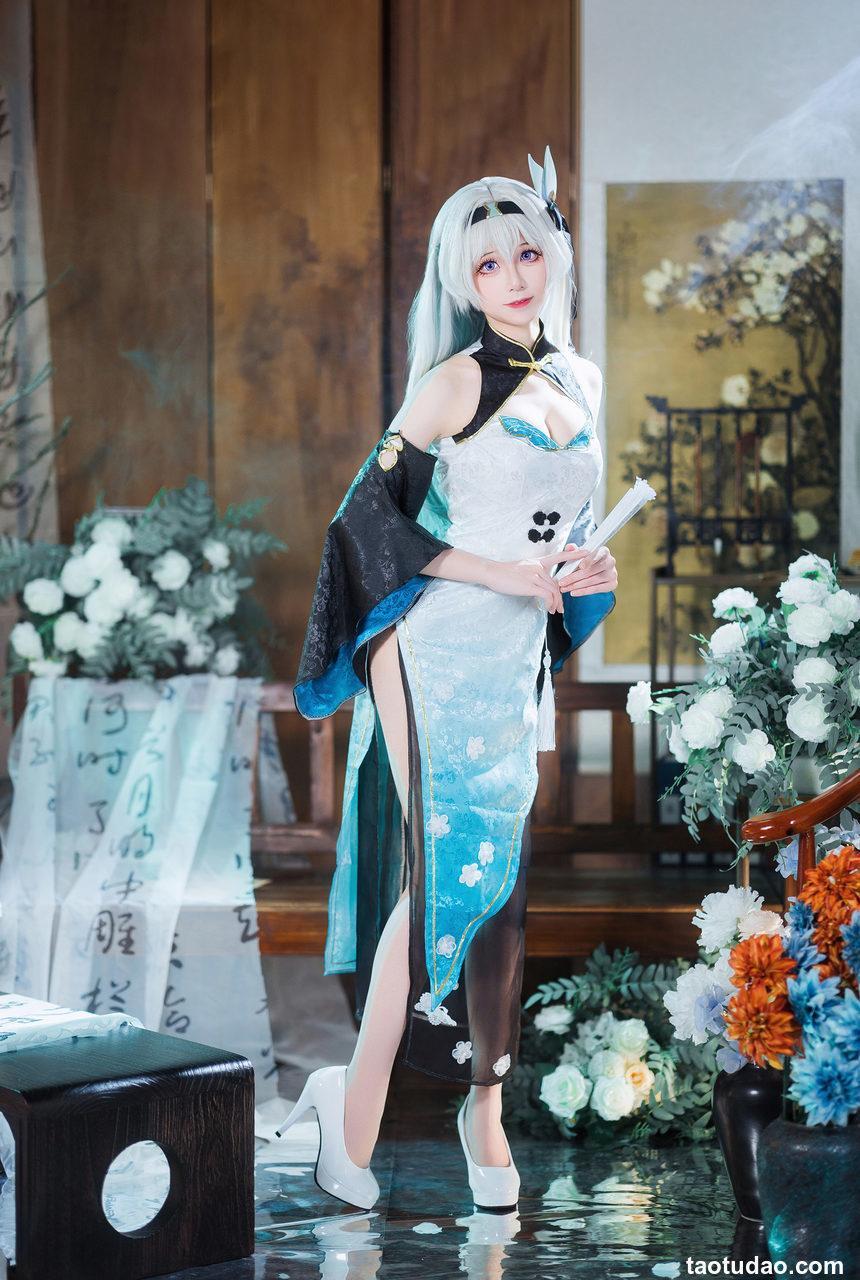 Tomoyo酱 –  星穹铁道 流萤旗袍 [24P-105MB]