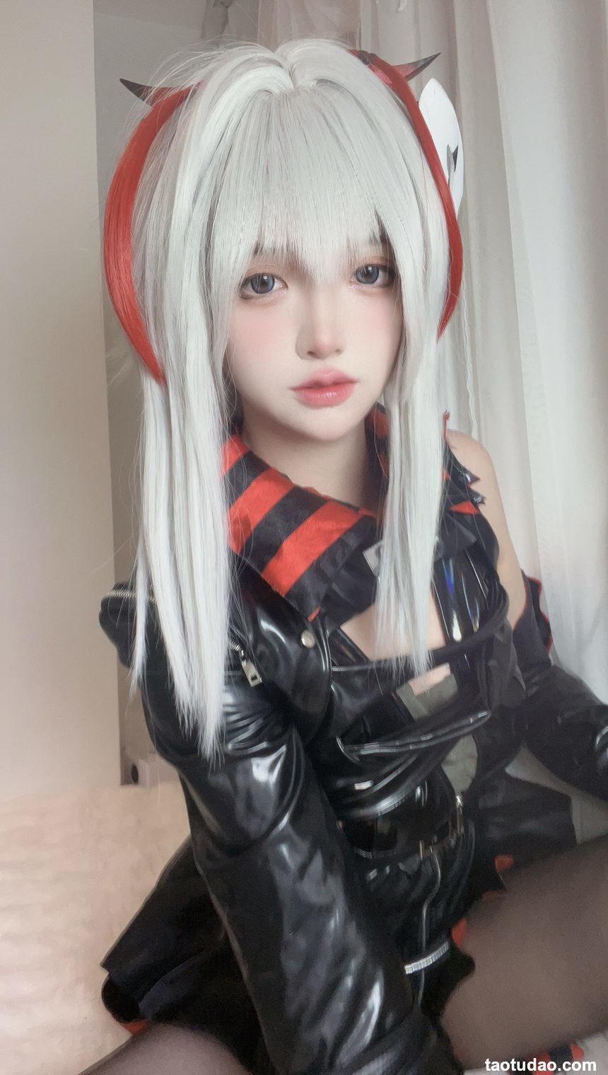 疯猫ss - 明日方舟 W [33P-65MB]