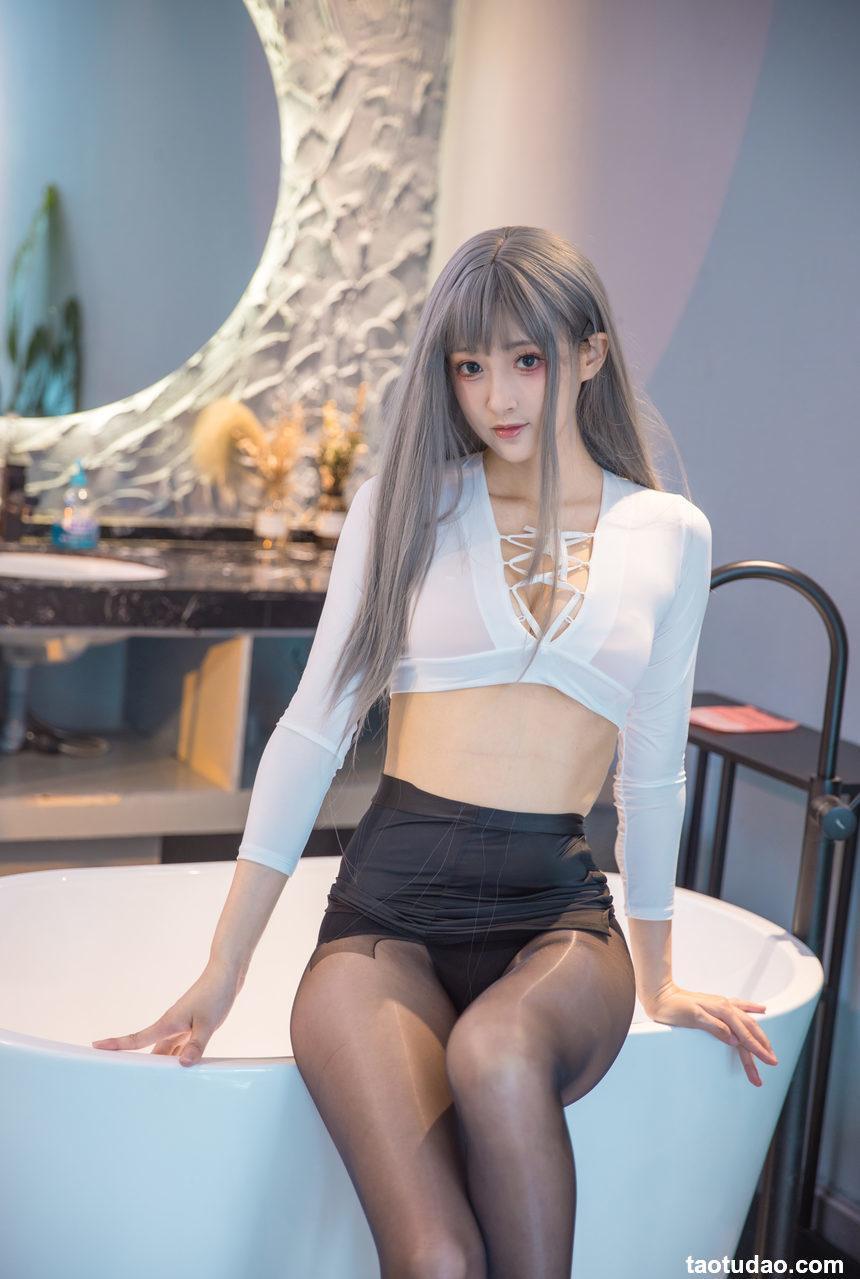 冬马路纱- 浴缸湿身黑丝[23P-410MB]