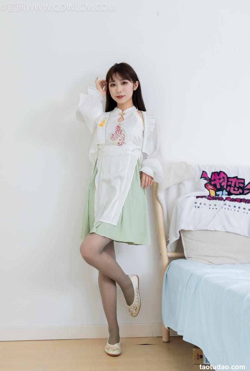 物恋传媒 No.2323 泡泡-汉服、平底鞋、过膝丝袜 [153P1V-4.10GB]