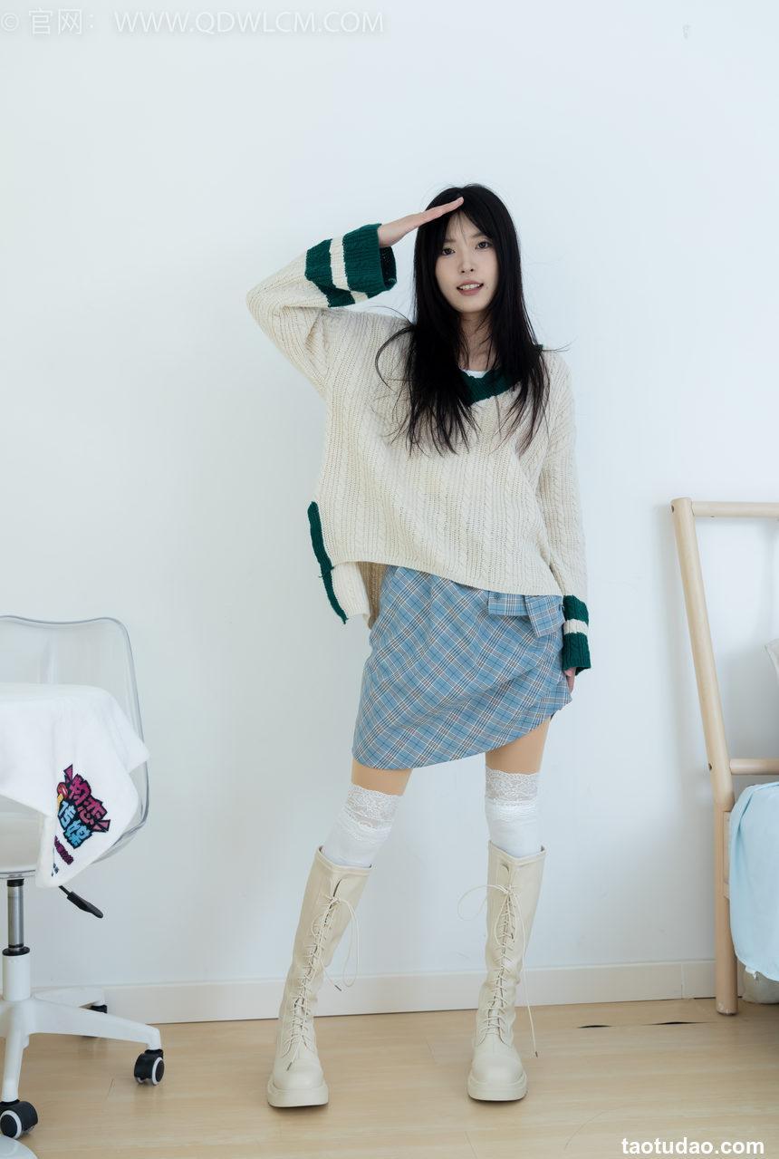 物恋传媒 NO.2312 茯苓-长靴、过膝白棉袜、厚肉丝[160P-1V-3.88G]