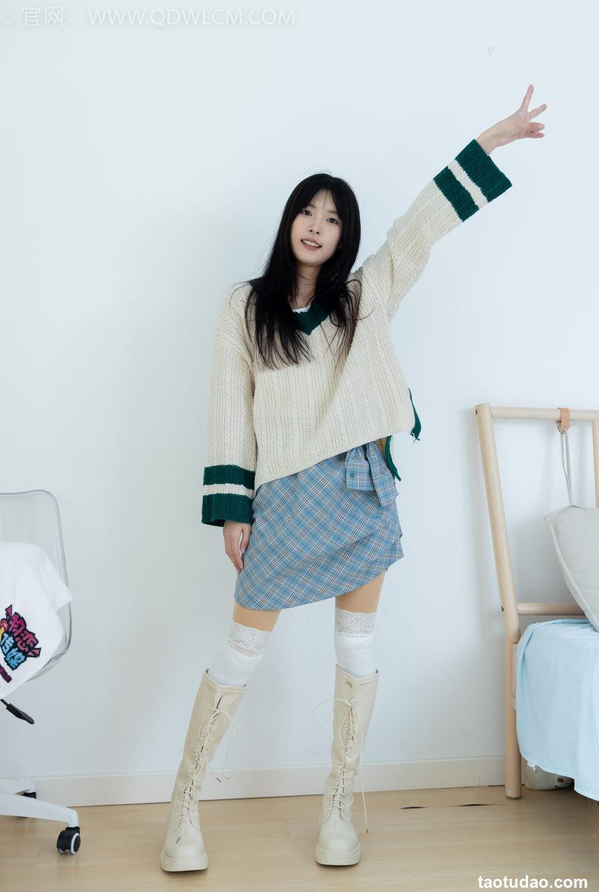 物恋传媒 NO.2312 茯苓-长靴、过膝白棉袜、厚肉丝[160P-1V-3.88G]