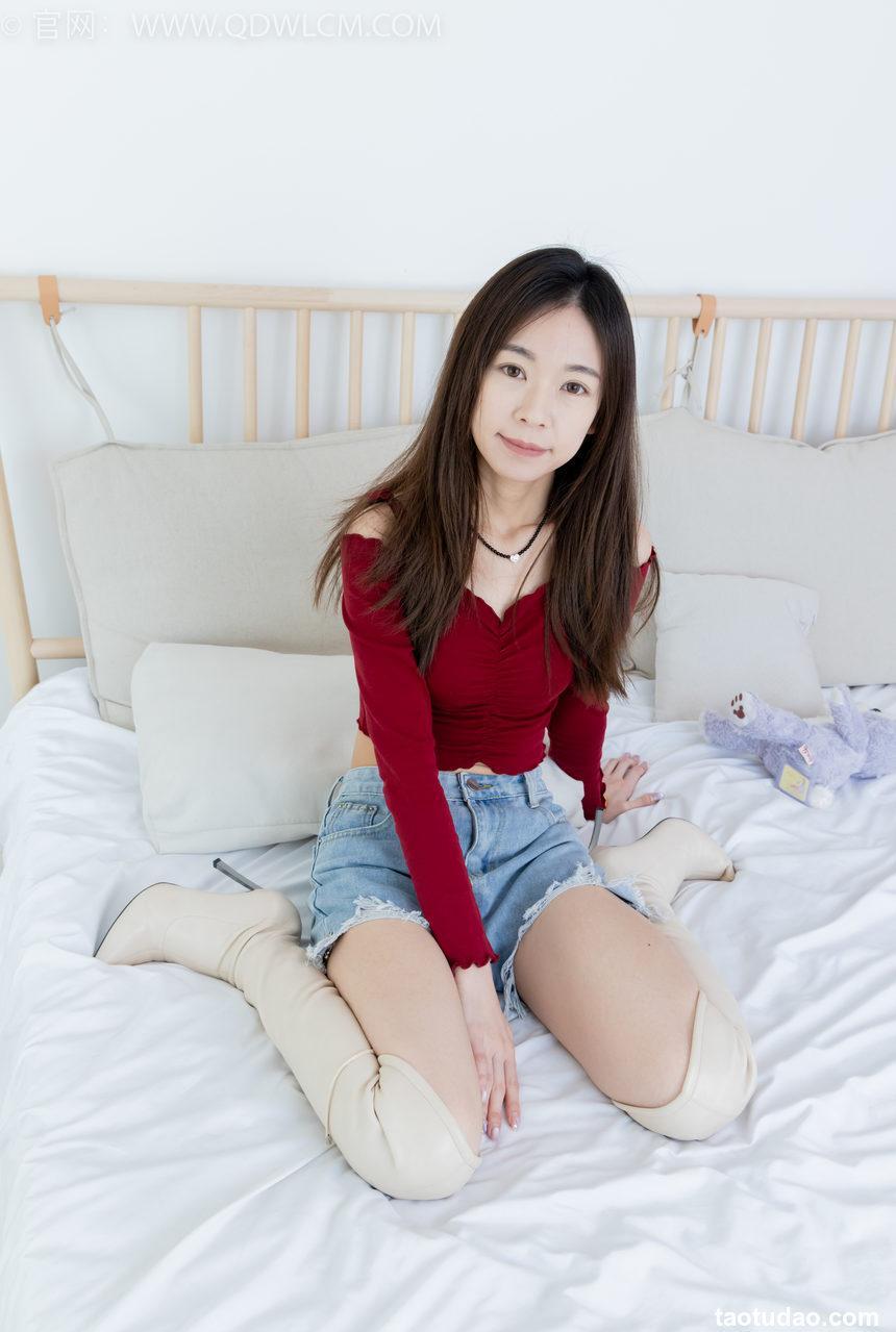 物恋传媒 NO.2296 婷婷-高跟长靴、白棉袜、裸足[170P-1V-4.3G]