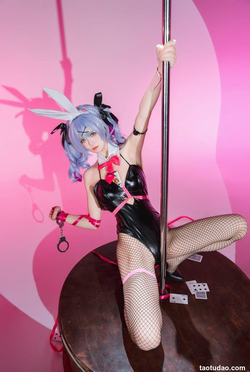 九柒喵 – 初音未来 兔子洞[26P-523.5M]