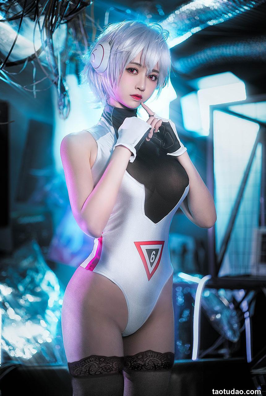 鳗鱼霏儿_Easylive_[29P-130MB]