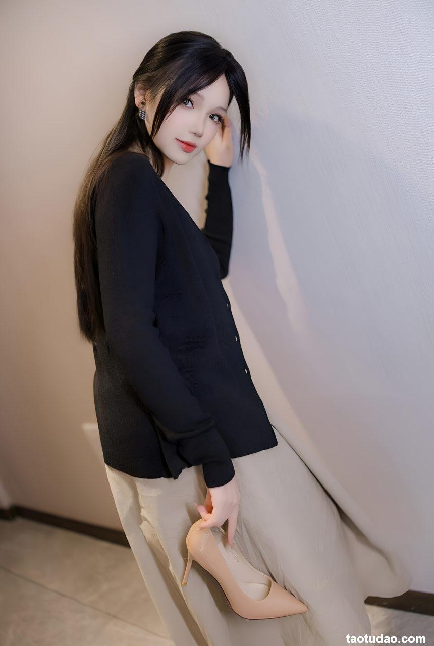 雪晴Astra -  OL大姐姐 [87P+3V-1.35GB]