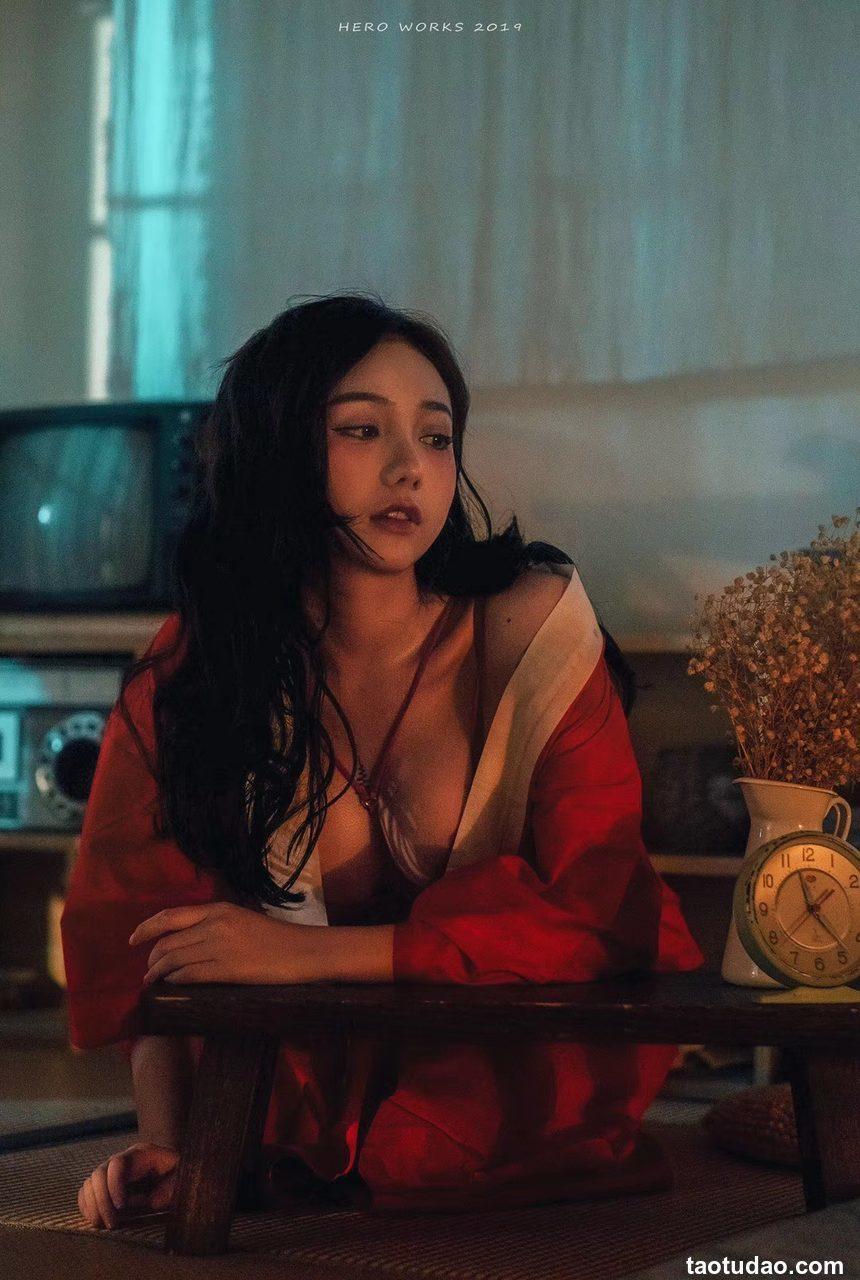 洛丽塔大哥 NO.007 红色内衣 [18P-22MB]