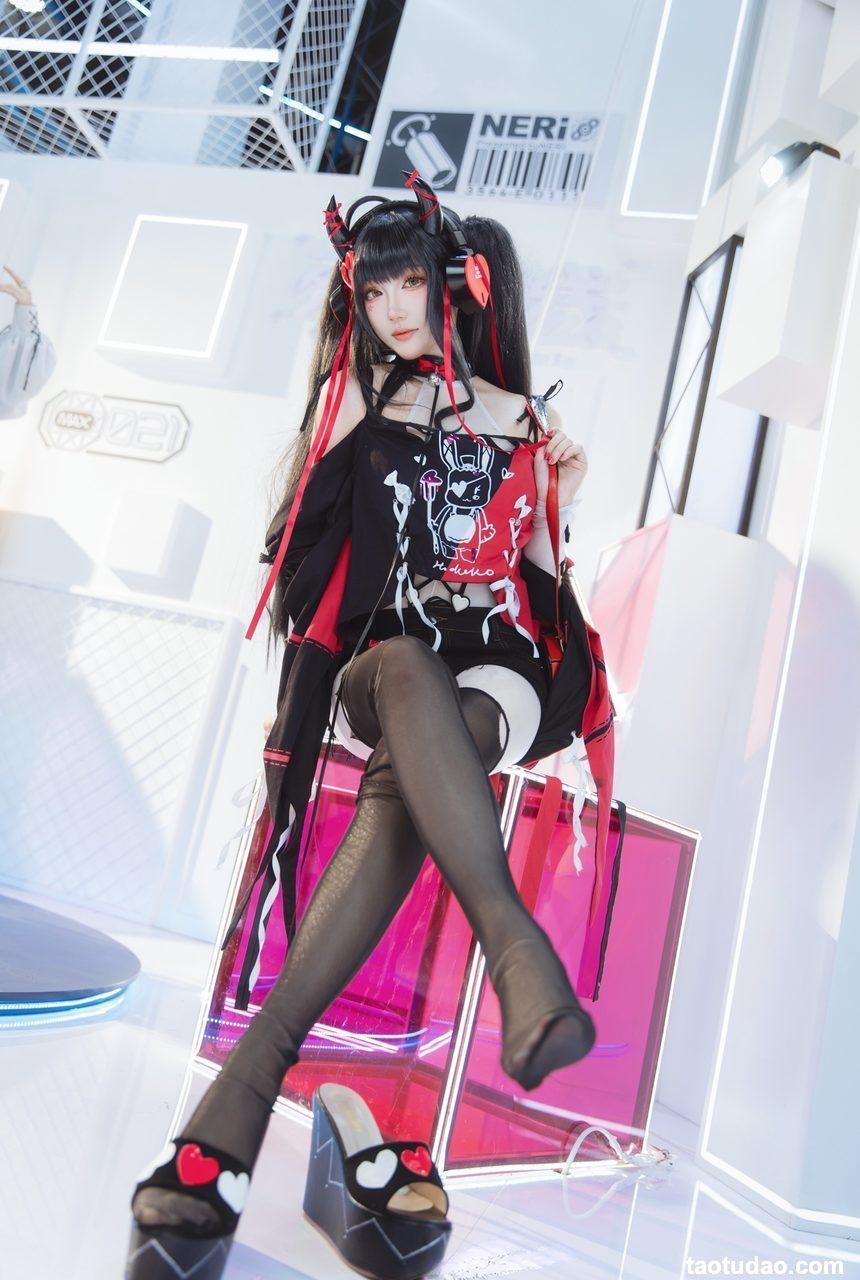 瓜希酱  交错战线cos旋律 [14P-23MB]