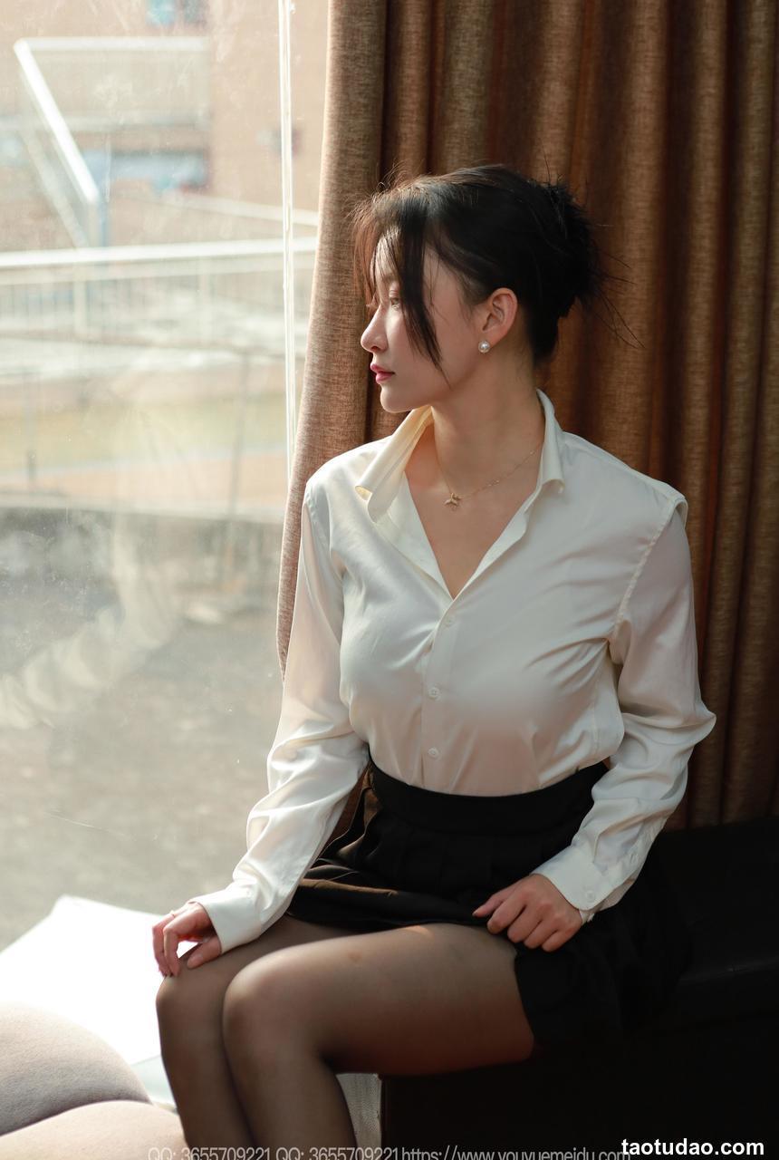 [IESS异思趣向] 2025.04.28 丝享家 2039 秋秋《秘书白小姐》[88P-88.1M]