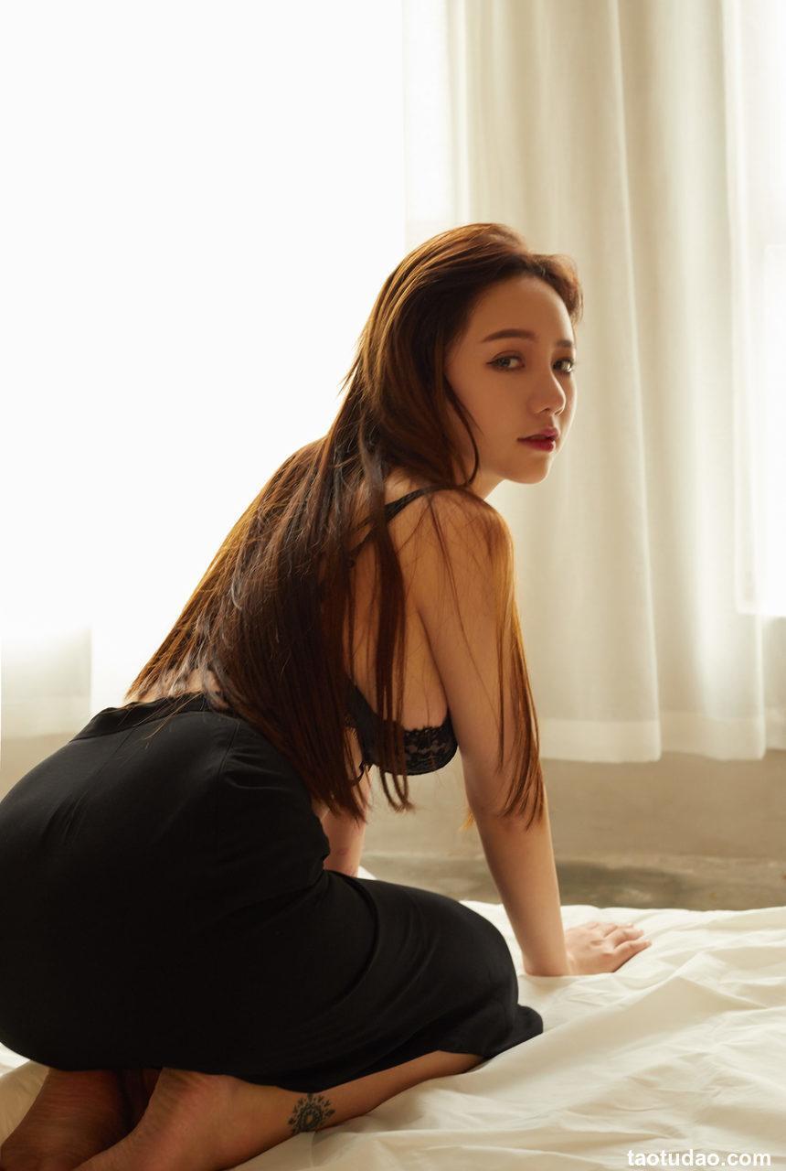 洛丽塔大哥 NO.006 黑色私房 [22P-246MB]