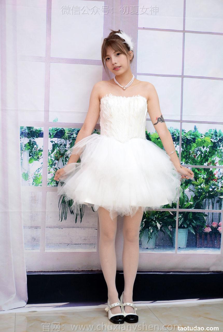 初夏女神 NO.262 番茄 隐形翅膀[100P+1V／4.04GB]