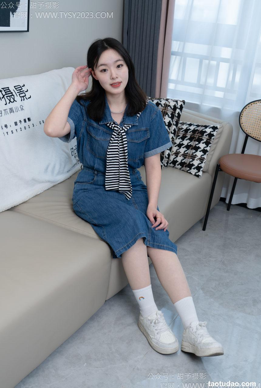 甜予摄影 NO.151 小葵-板鞋、白棉袜、薄肉丝[130P+2V／9.77GB]