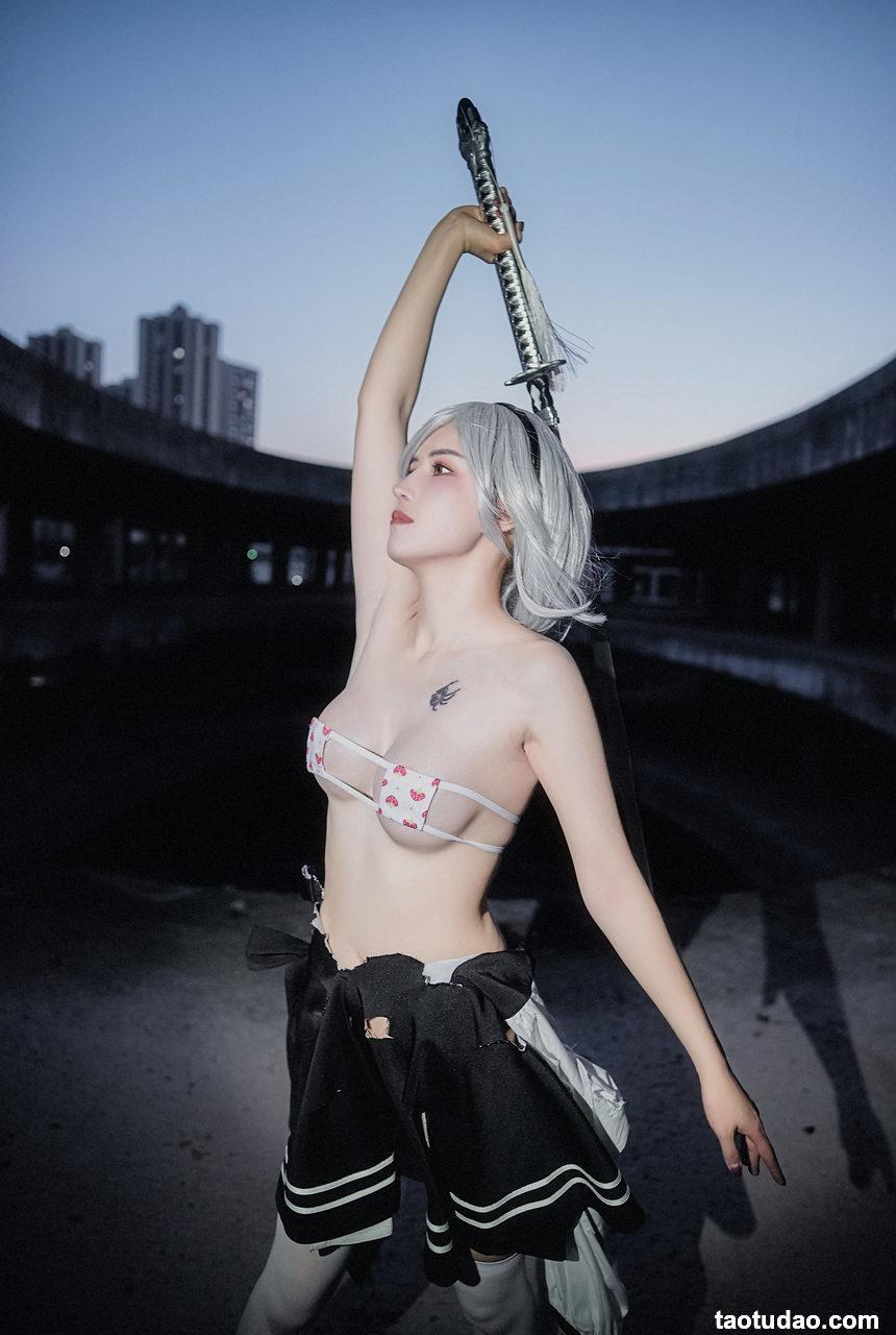 鹿八岁baby –  尼尔：机械纪元 2B废墟[33P+1V-361.9M]