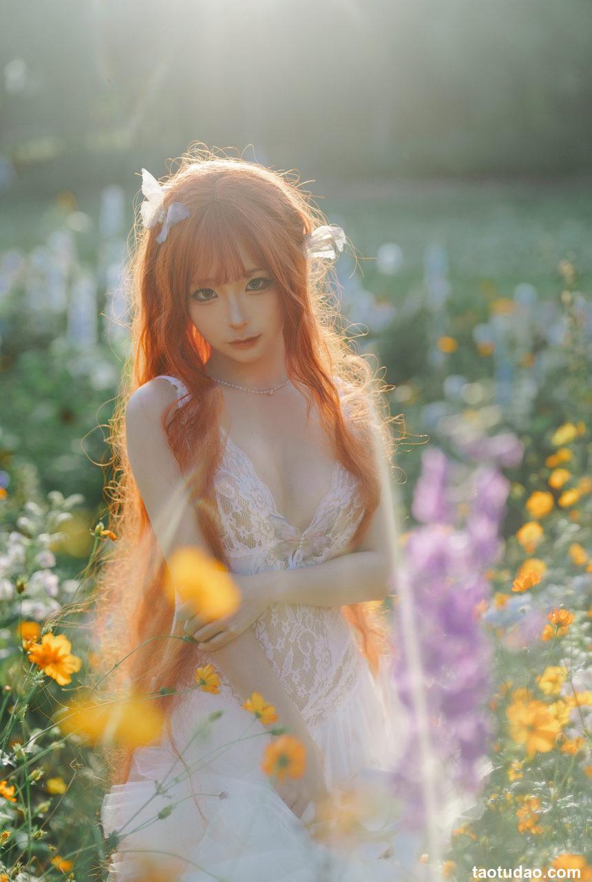 蠢沫沫  花丛婚纱 [67P 517M]