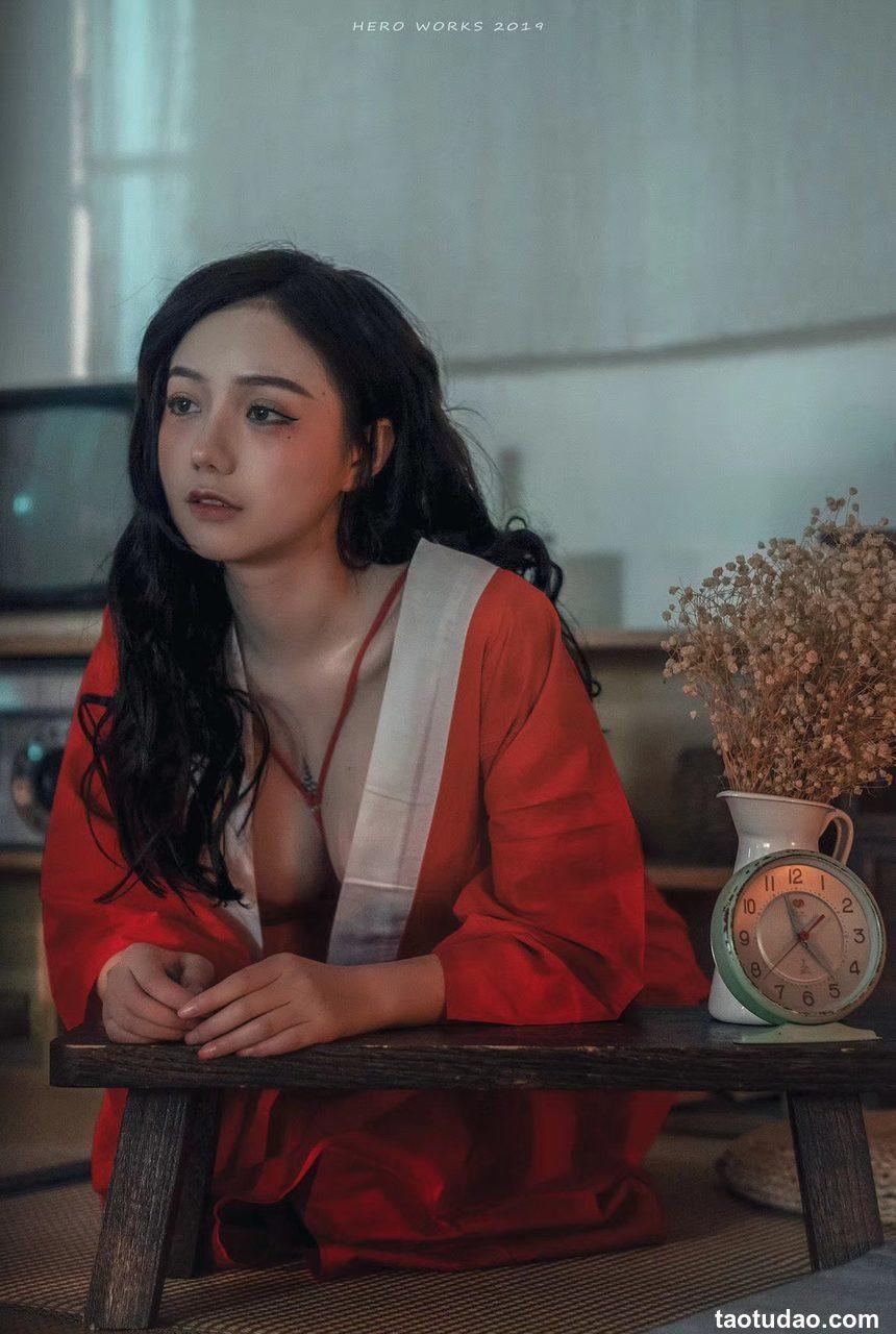 洛丽塔大哥 NO.007 红色内衣 [18P-22MB]