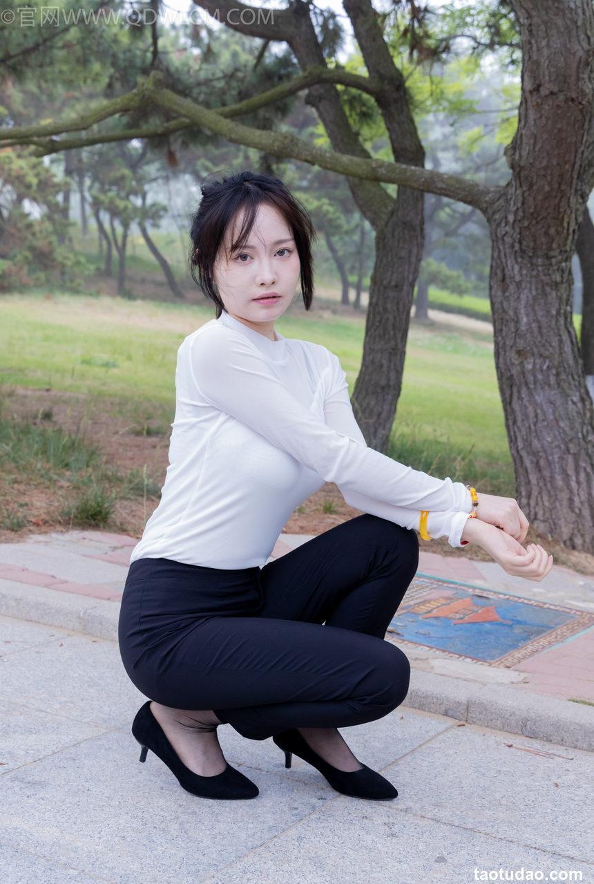 物恋传媒 No.2337 小酒-高跟鞋、短黑丝、短白丝 [315P1V-11.3GB]