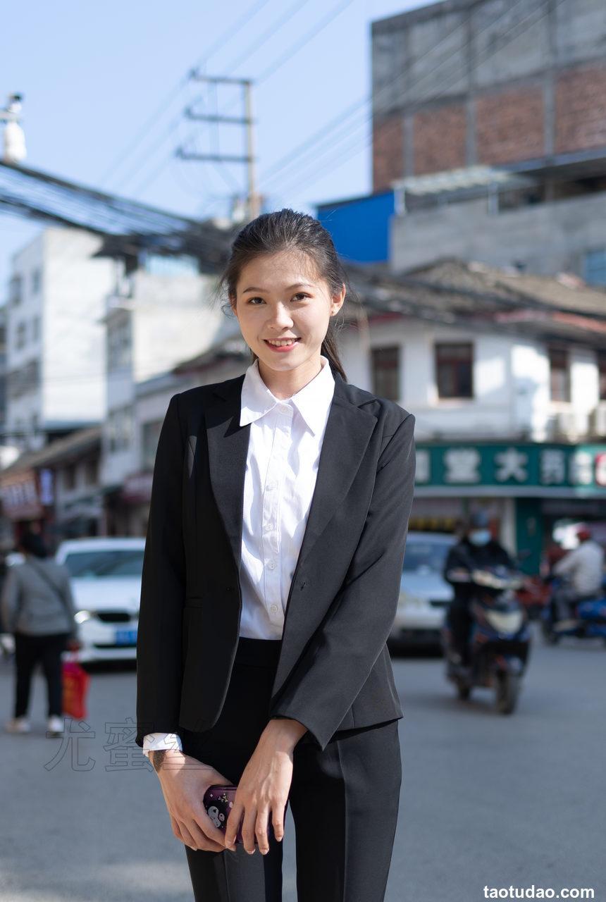 [尤蜜丝]穿搭写真 NO.137[100P／783MB]