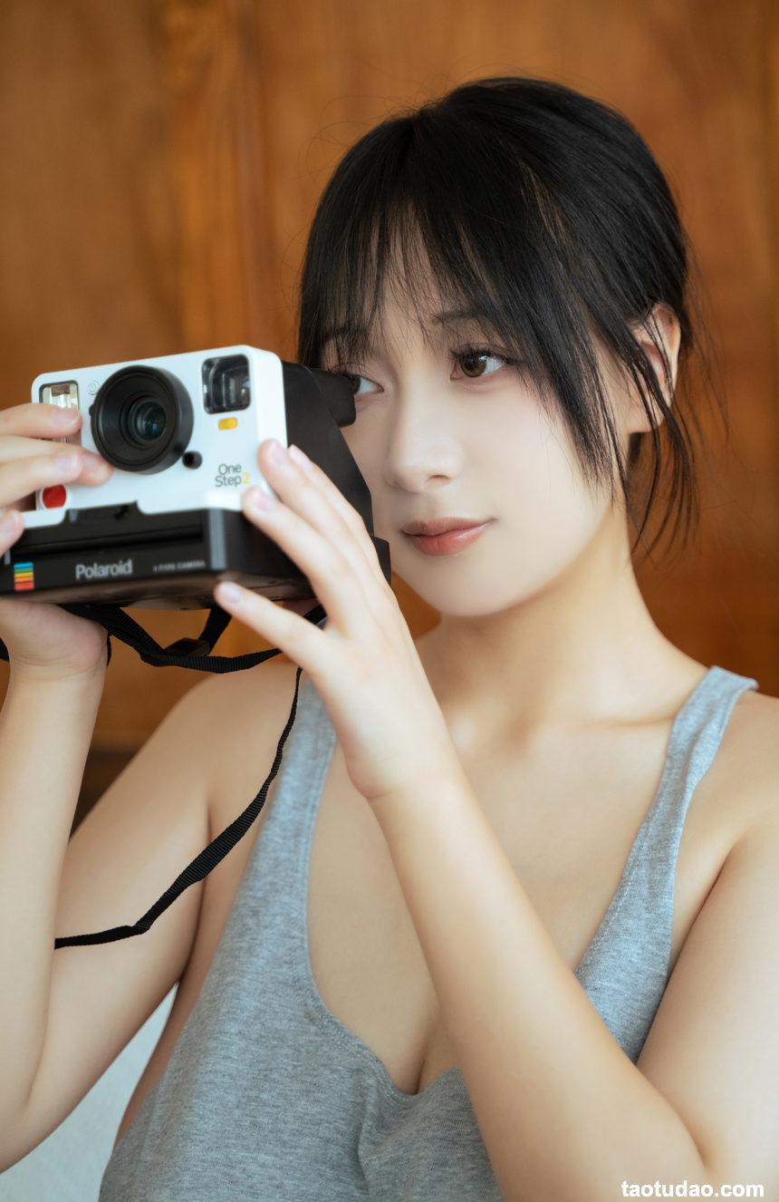 浅安安-背心椰奶[60P-714MB]