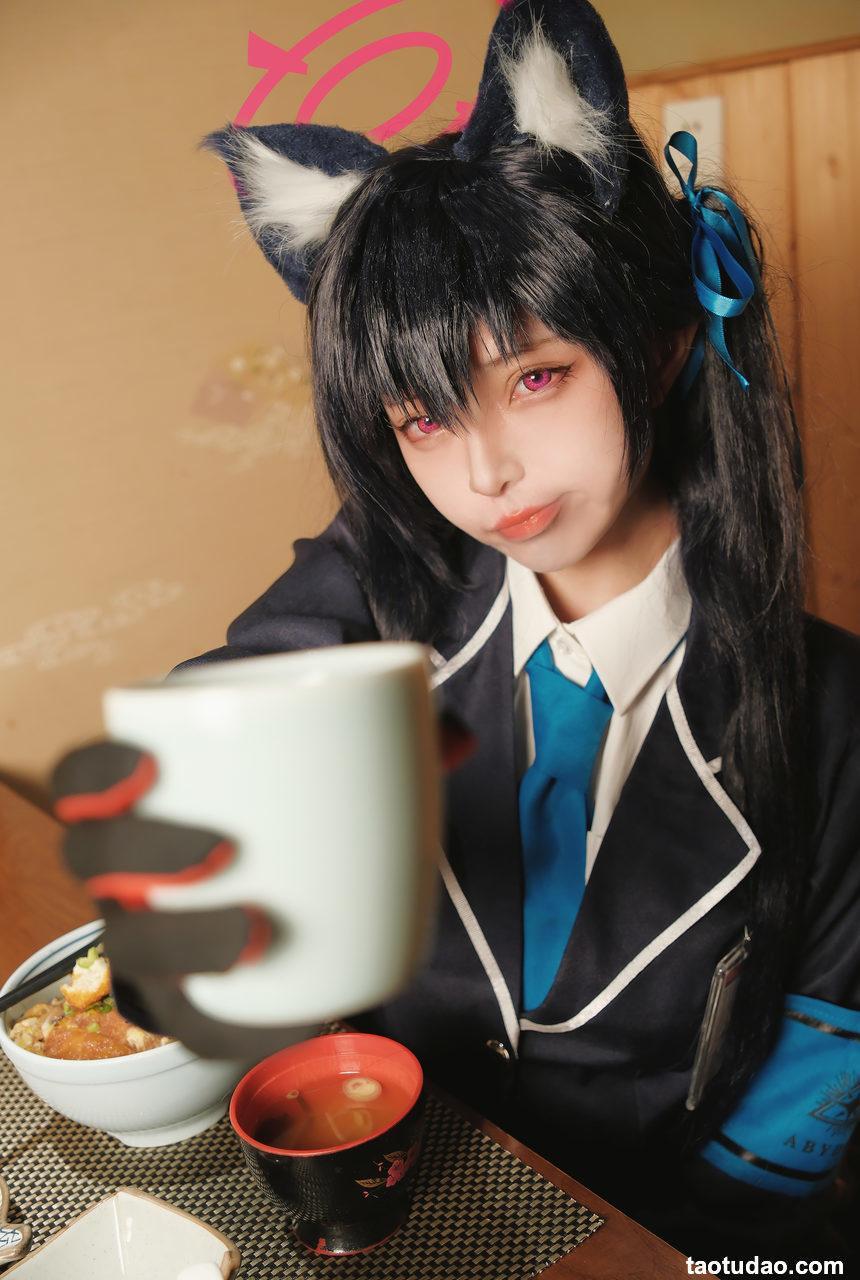 攻弦弦弦-蔚蓝档案-黑见芹香日常[21P-238MB]