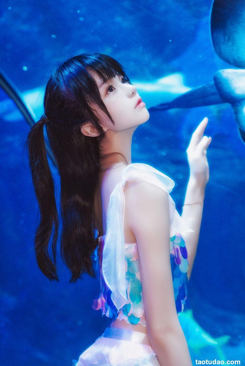 桜桃喵-水族馆[15P-226MB]